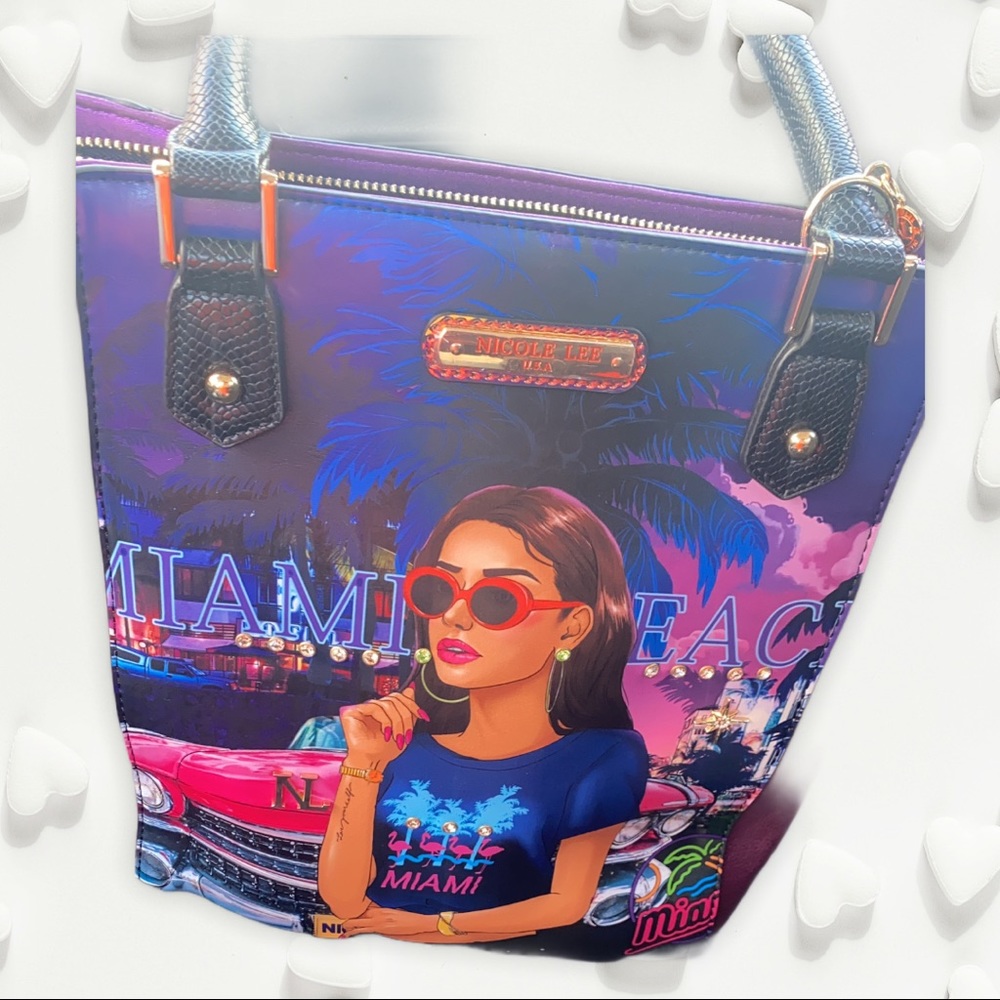 Large hand bag